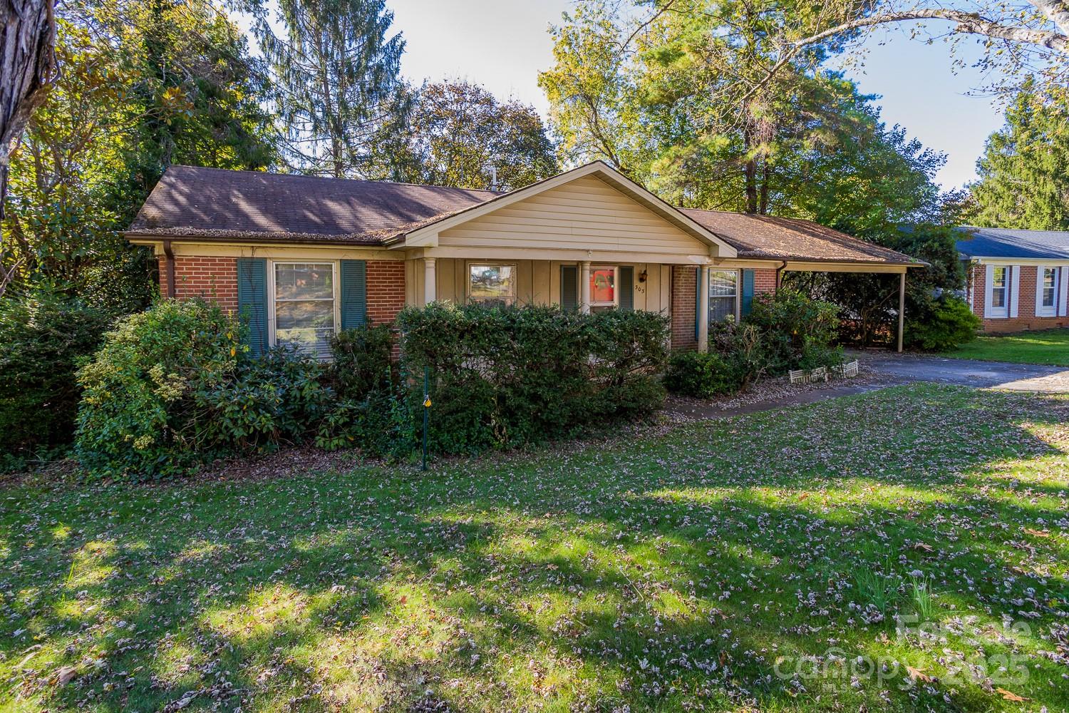 303 Pole Creasman Road