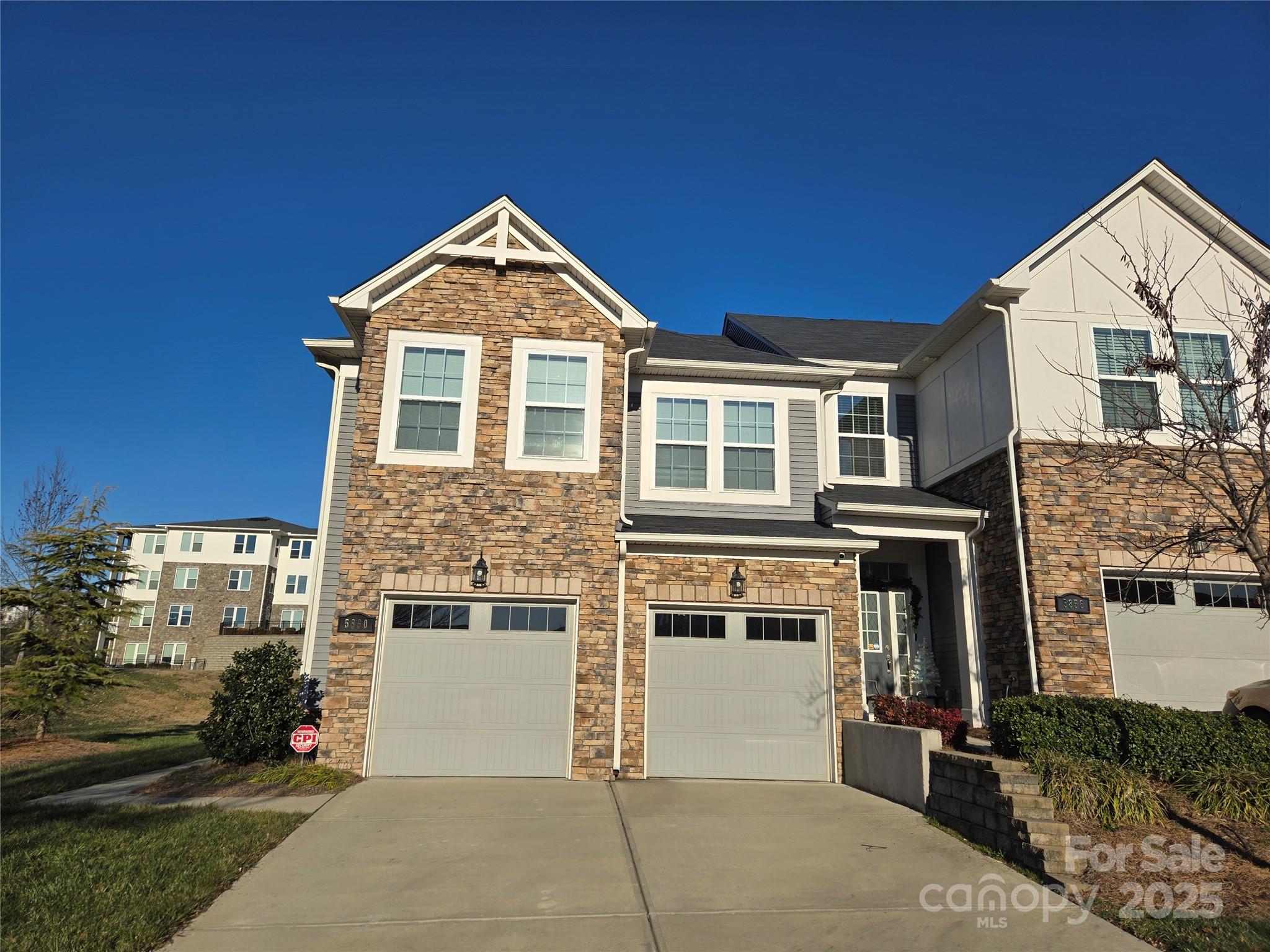 5860 Clan Maclaine Drive