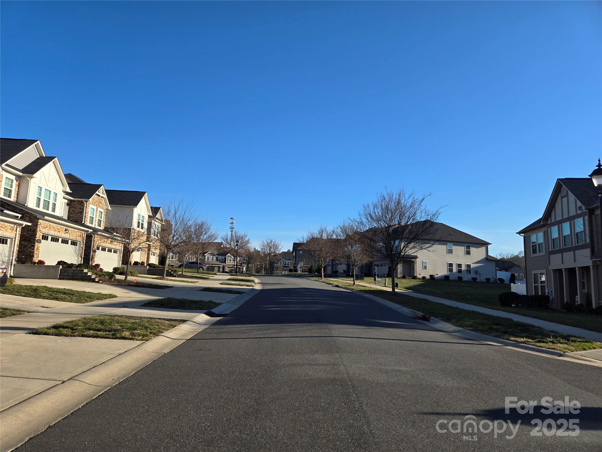 5860 Clan Maclaine Drive