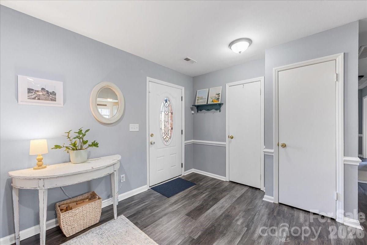 4914 Glenbrier Drive