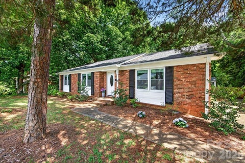 Photo for 4914 Glenbrier Drive