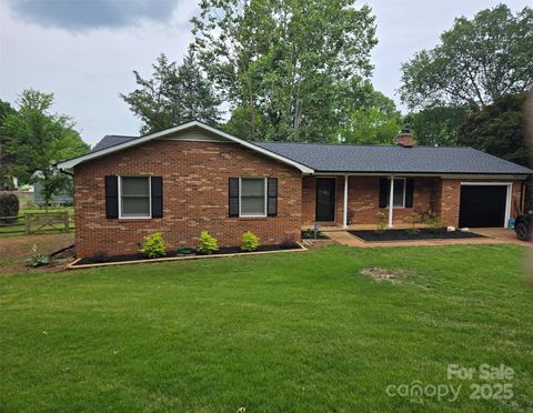 1713 Andover Street NW Concord NC 28027