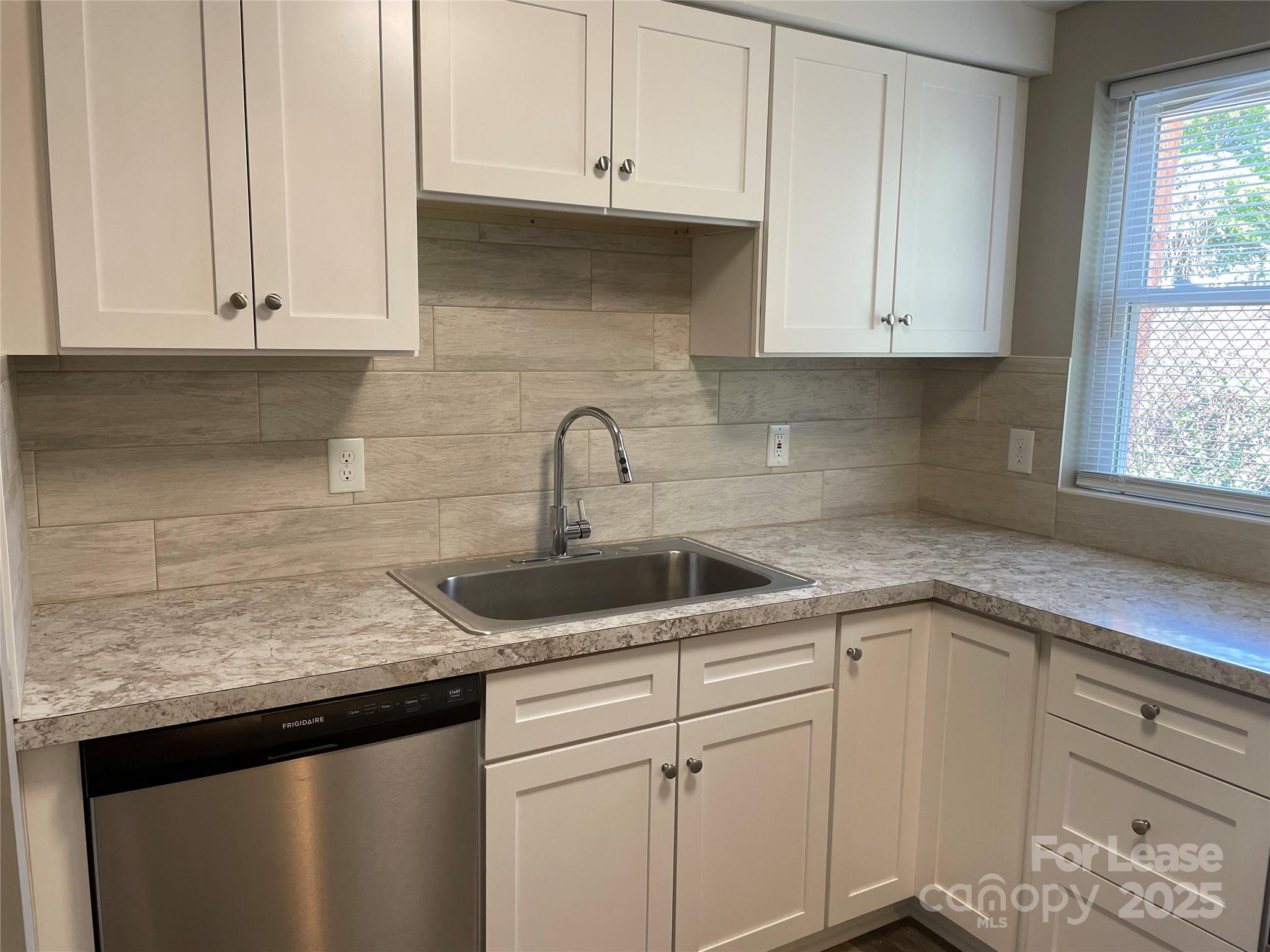 Annecy - Residential Lease