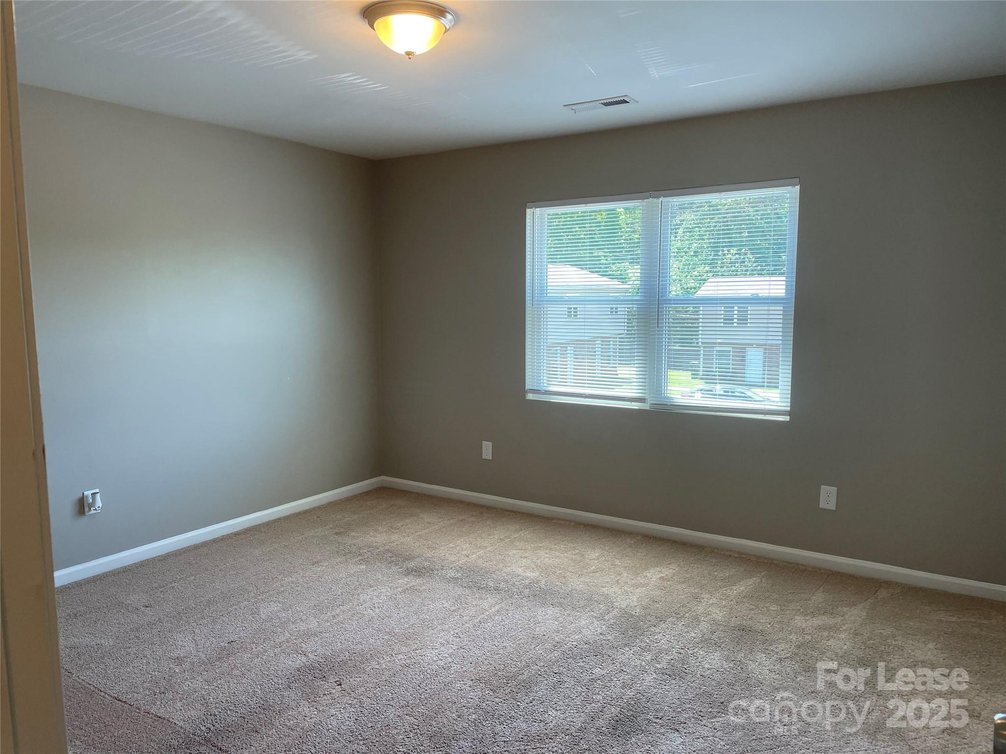 Annecy - Residential Lease