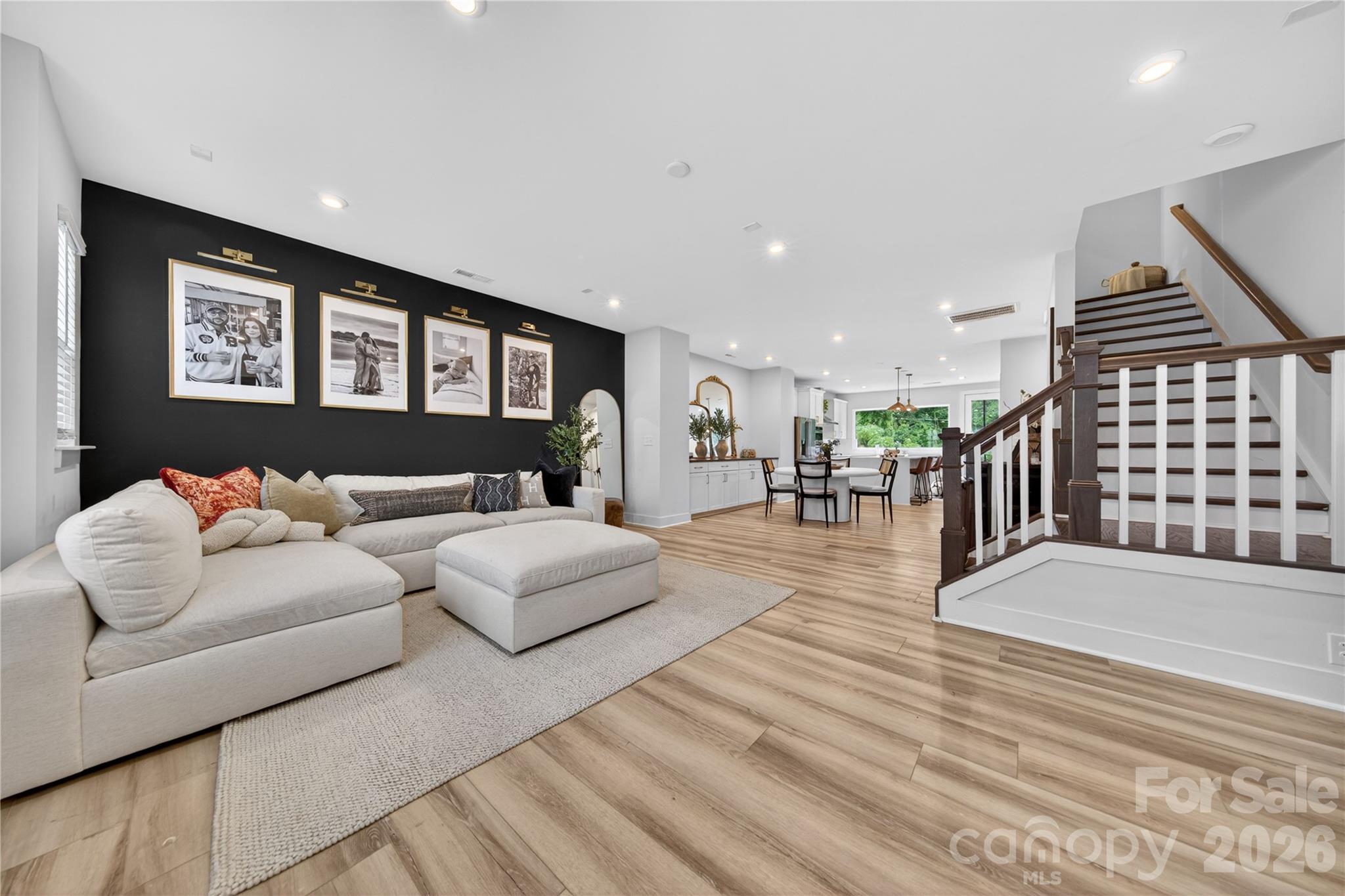 Six Twenty - Residential