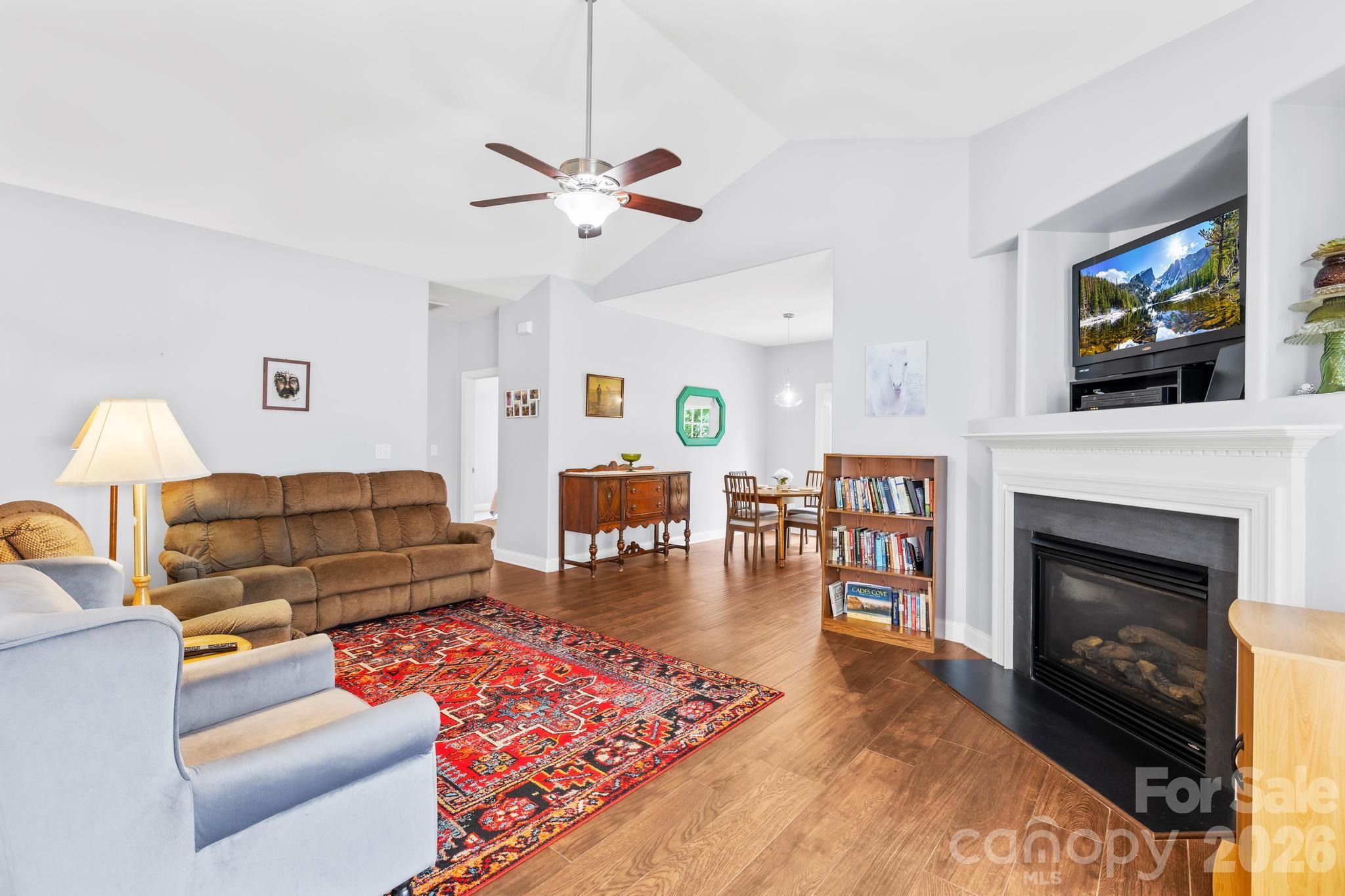 9648 Storybook Avenue NW 324