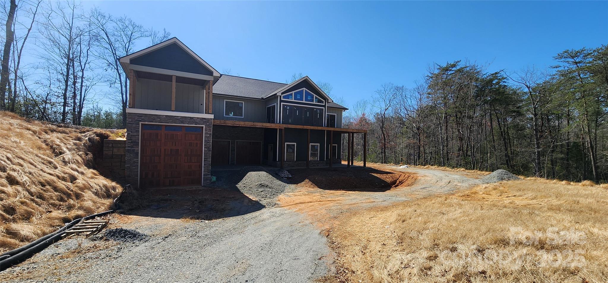 864 Matho Trace