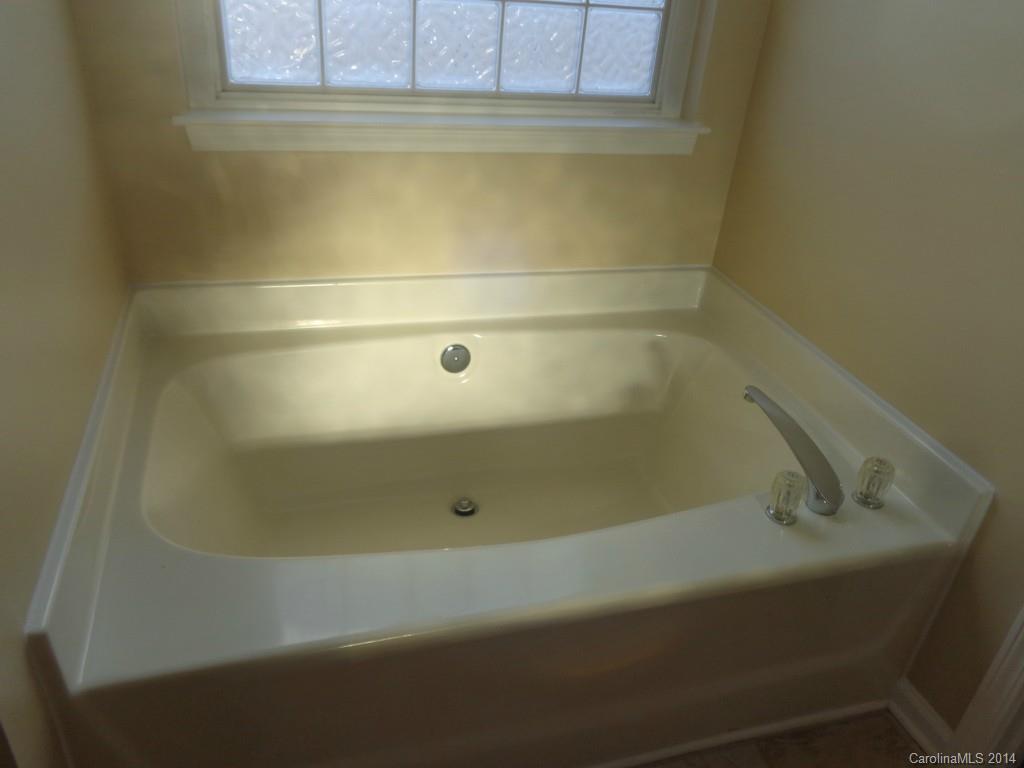 Kiser Woods - Residential Lease