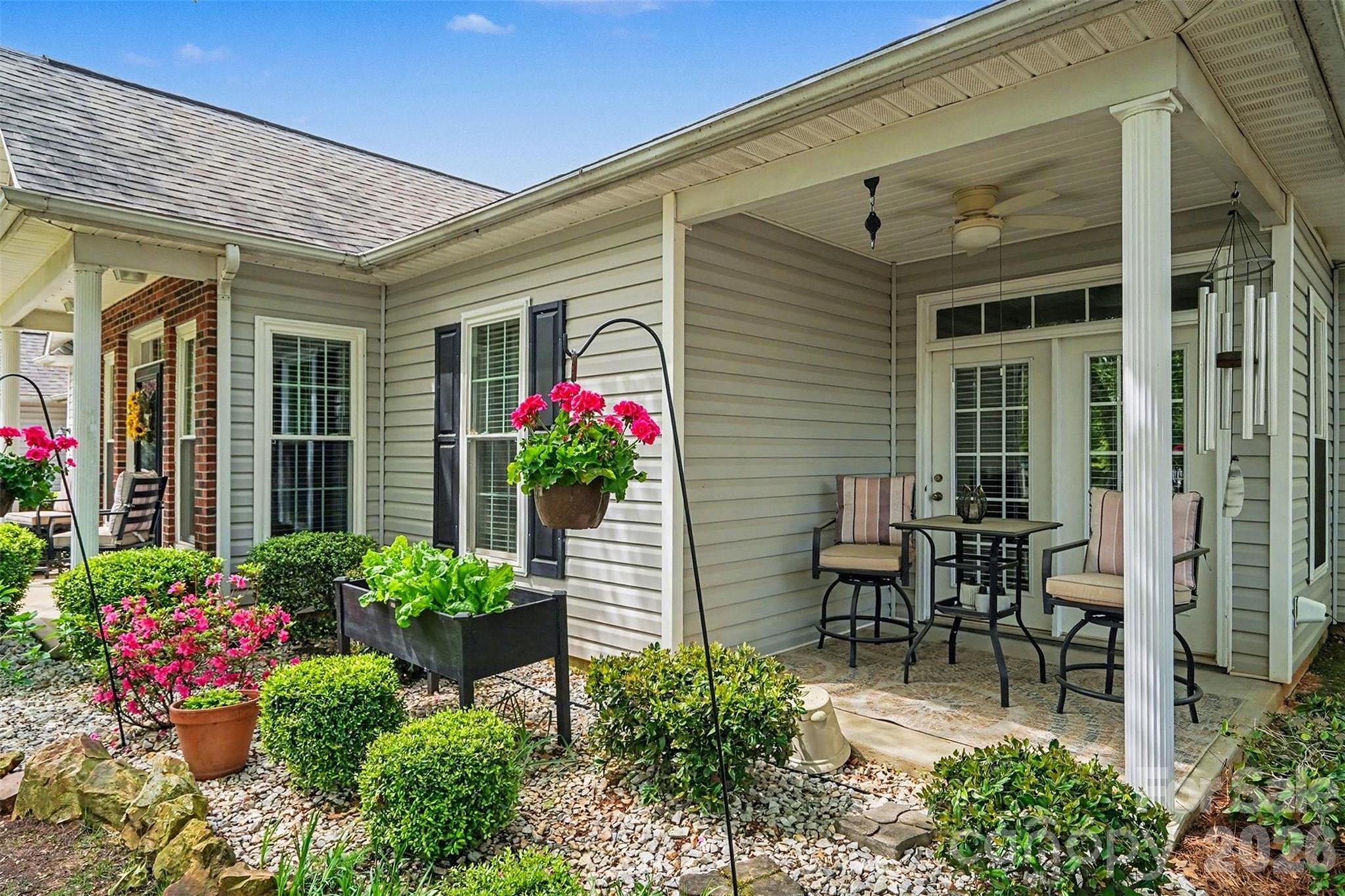 The Townes at Old Stone Crossing - Residential