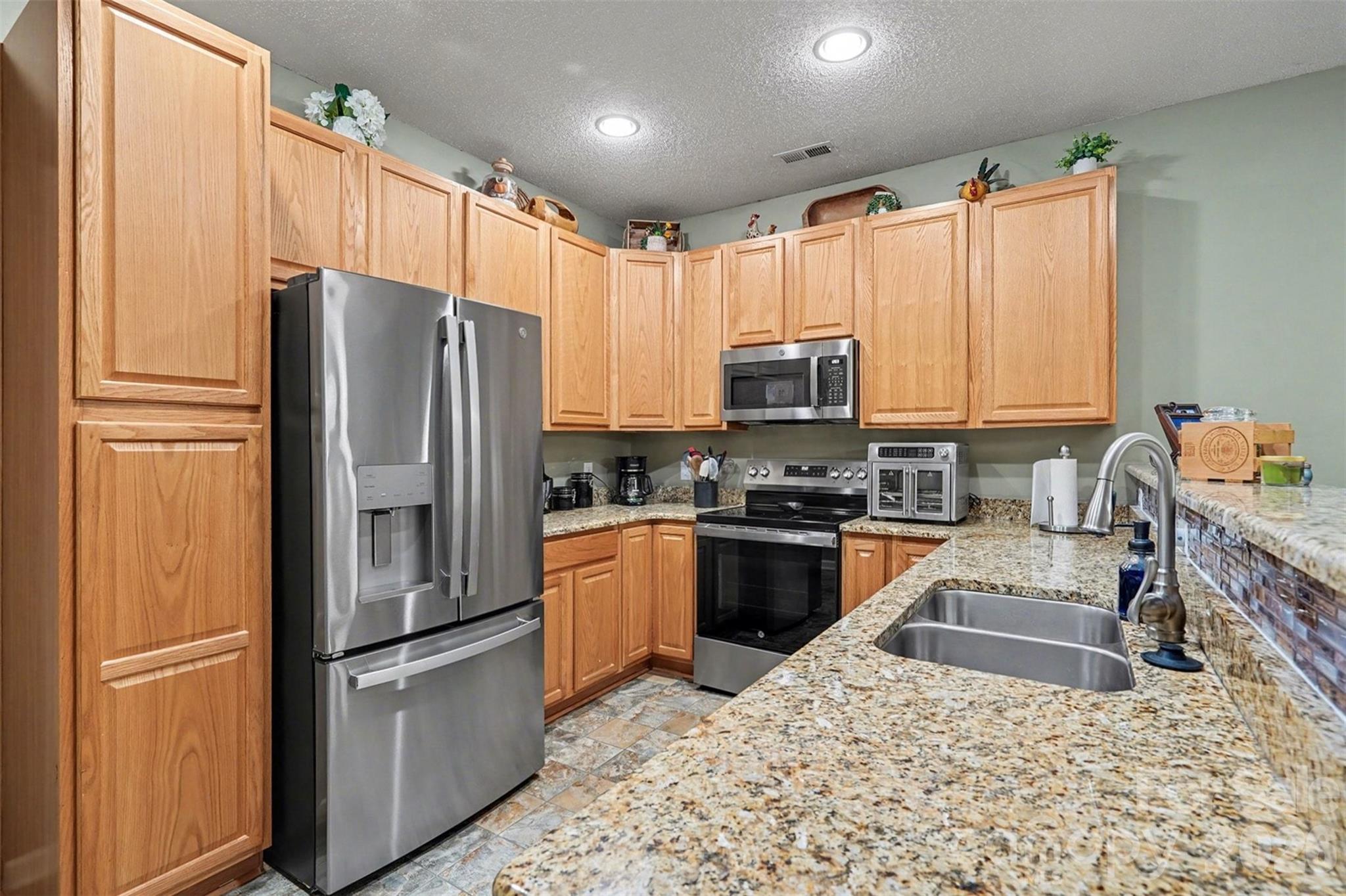 The Townes at Old Stone Crossing - Residential