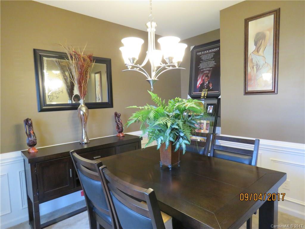 Riverwalk - Residential Lease