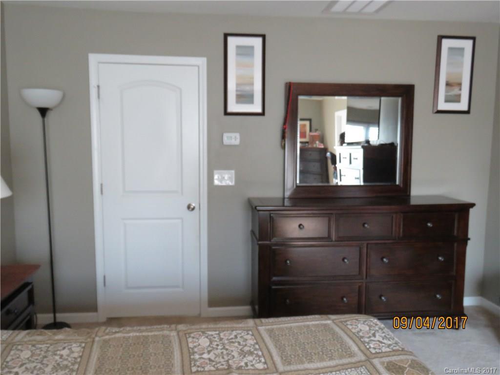 Riverwalk - Residential Lease