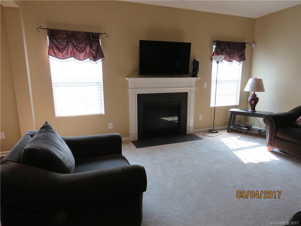 Riverwalk - Residential Lease