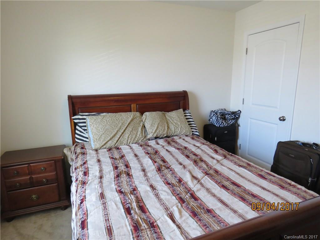 Riverwalk - Residential Lease