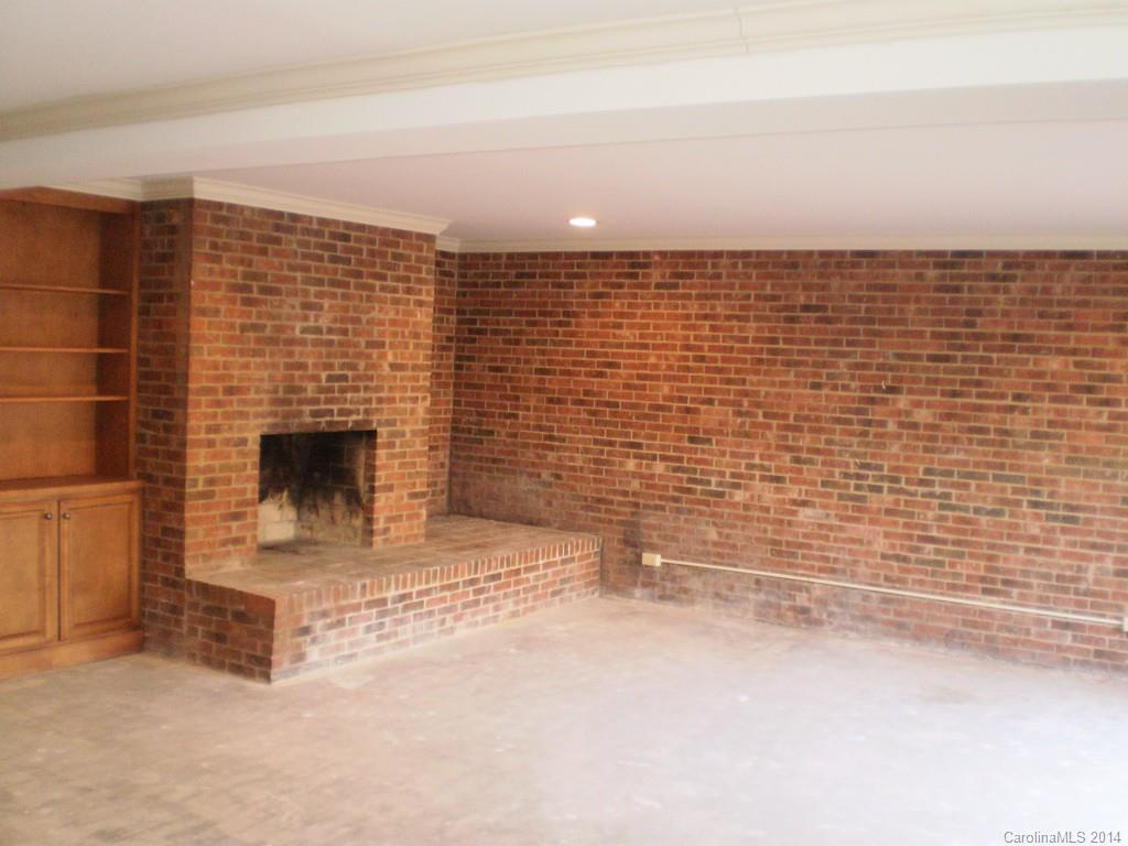 Country Club Estates - Residential