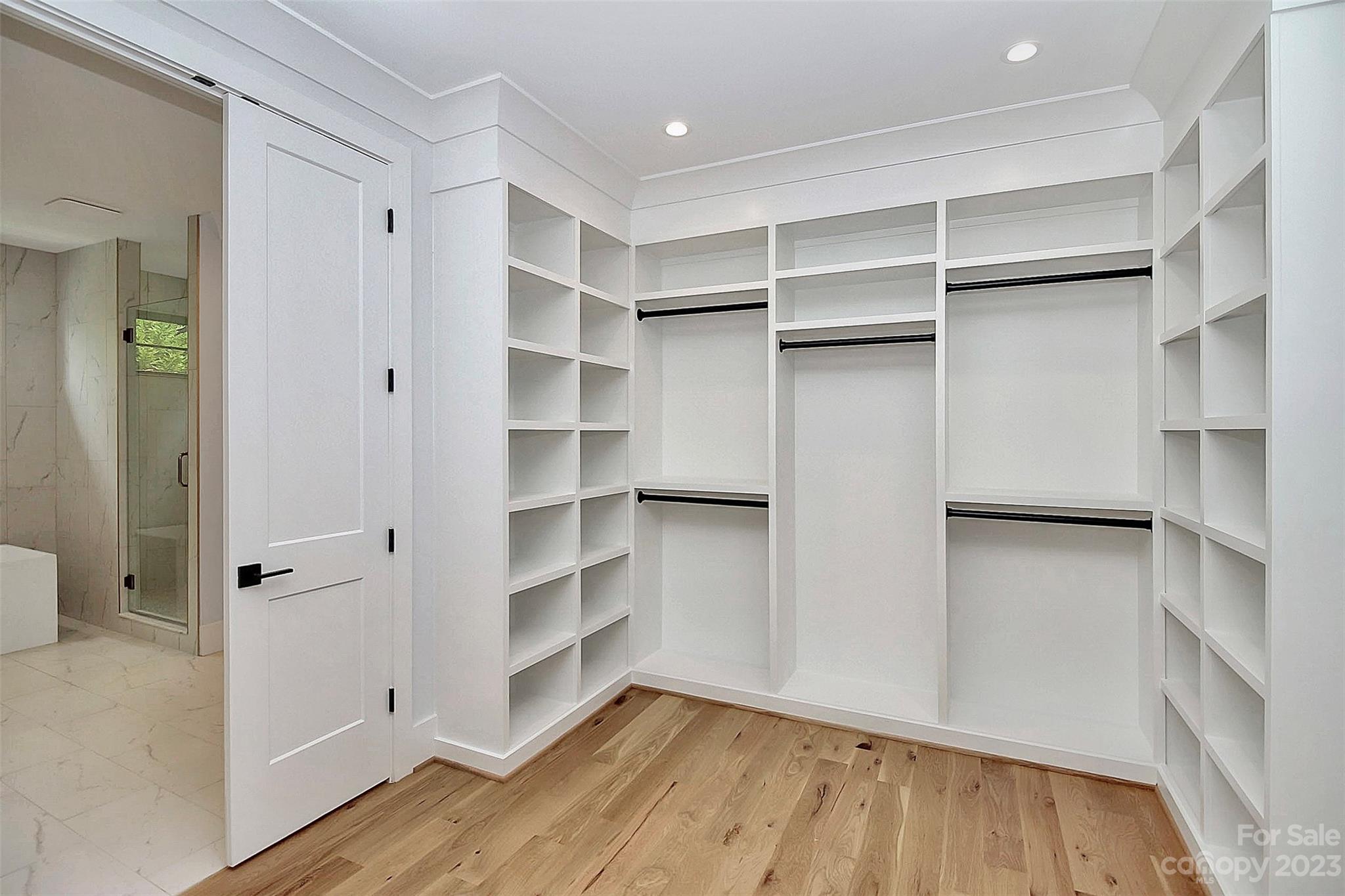 Villa Heights - Residential