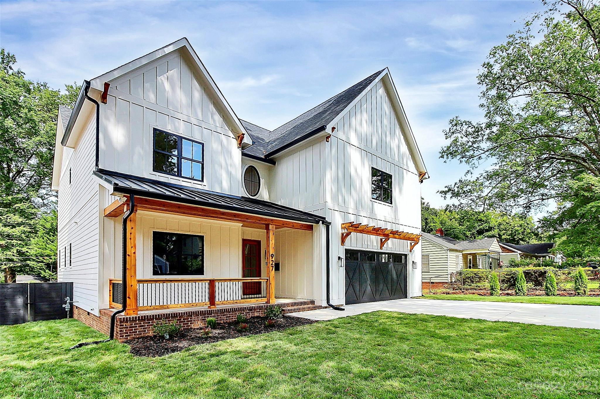 Villa Heights - Residential