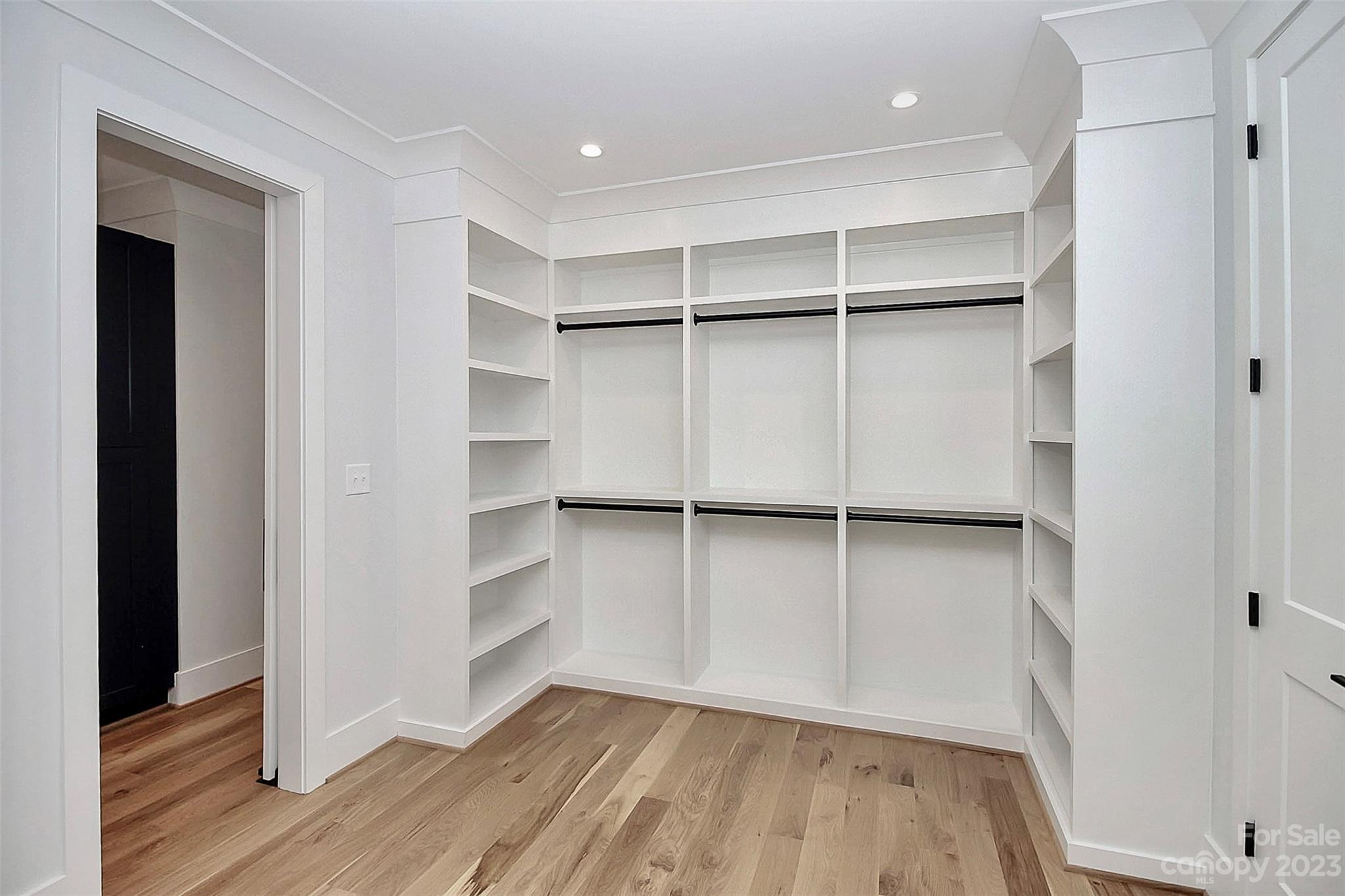 Villa Heights - Residential