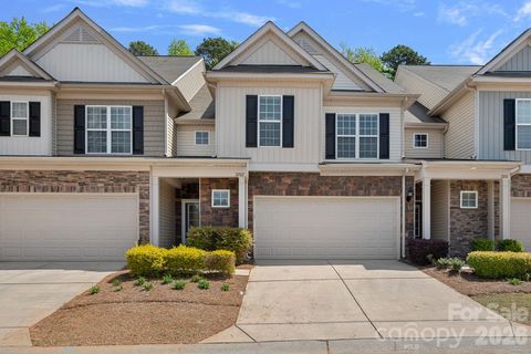 2207 Whitford Lane Charlotte NC 28210