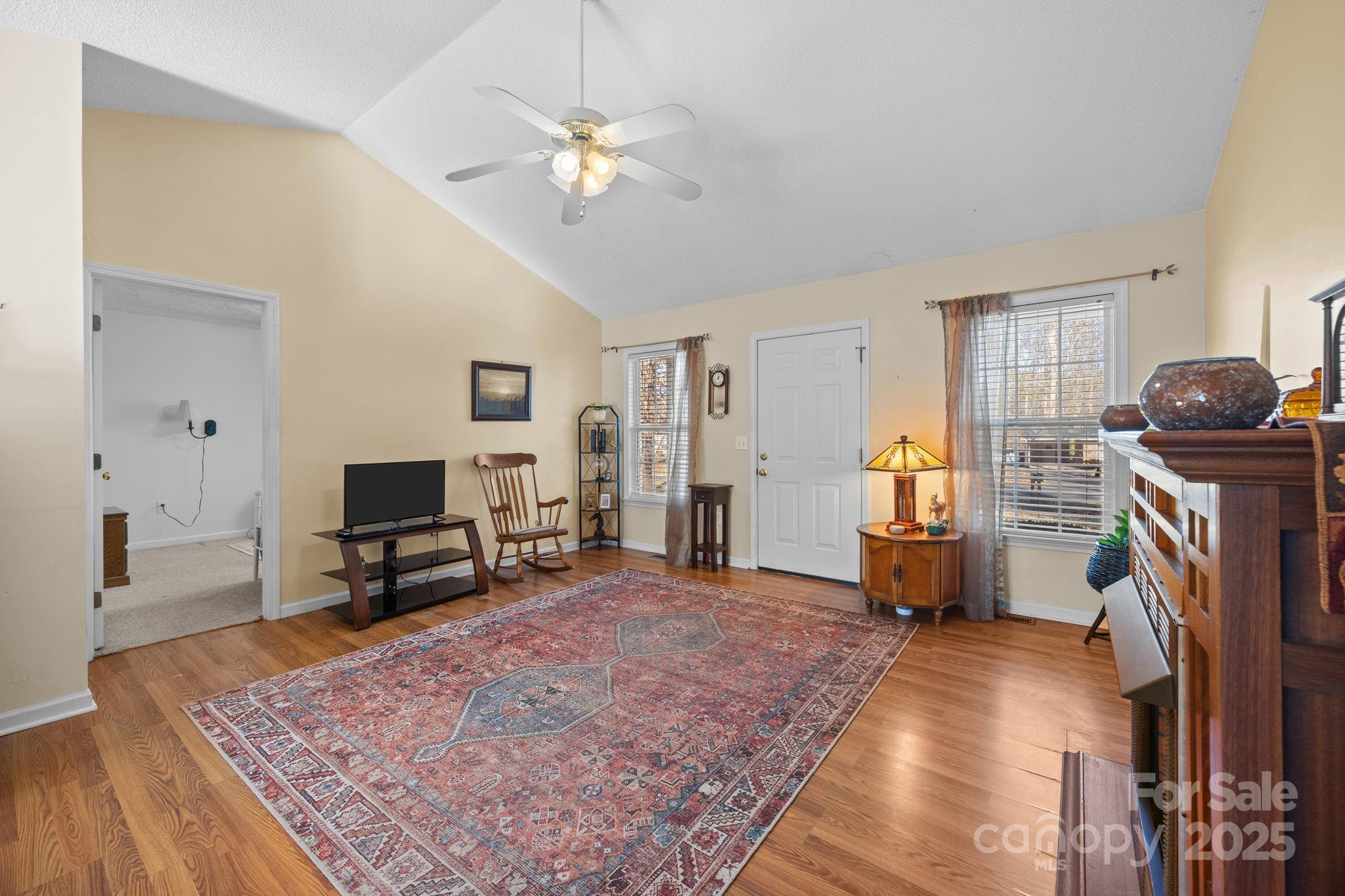 455 Cantiberry Drive