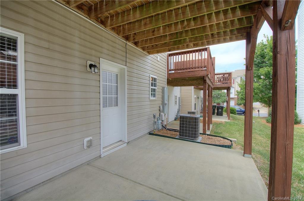 Moss Creek Village - Residential