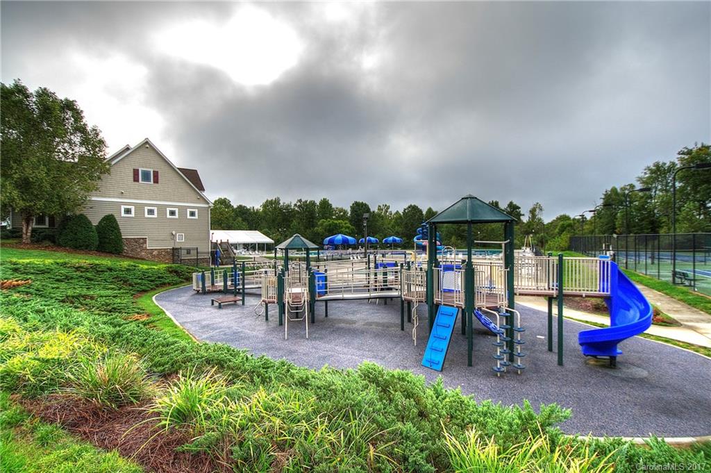 Moss Creek Village - Residential