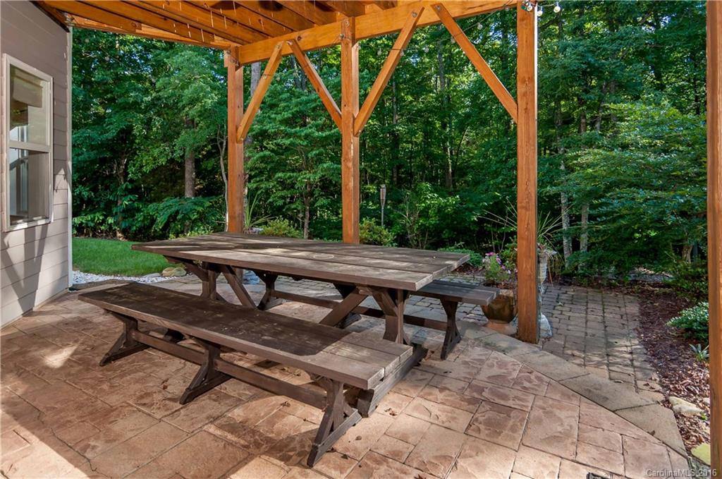 Latta Springs - Residential