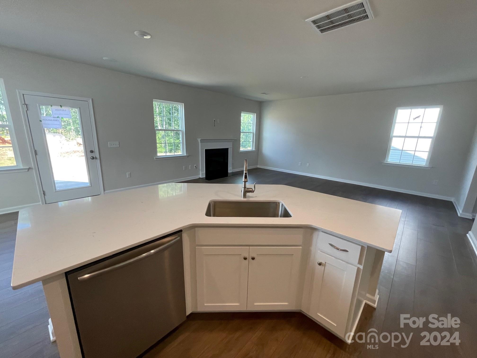 Elizabeth - Residential