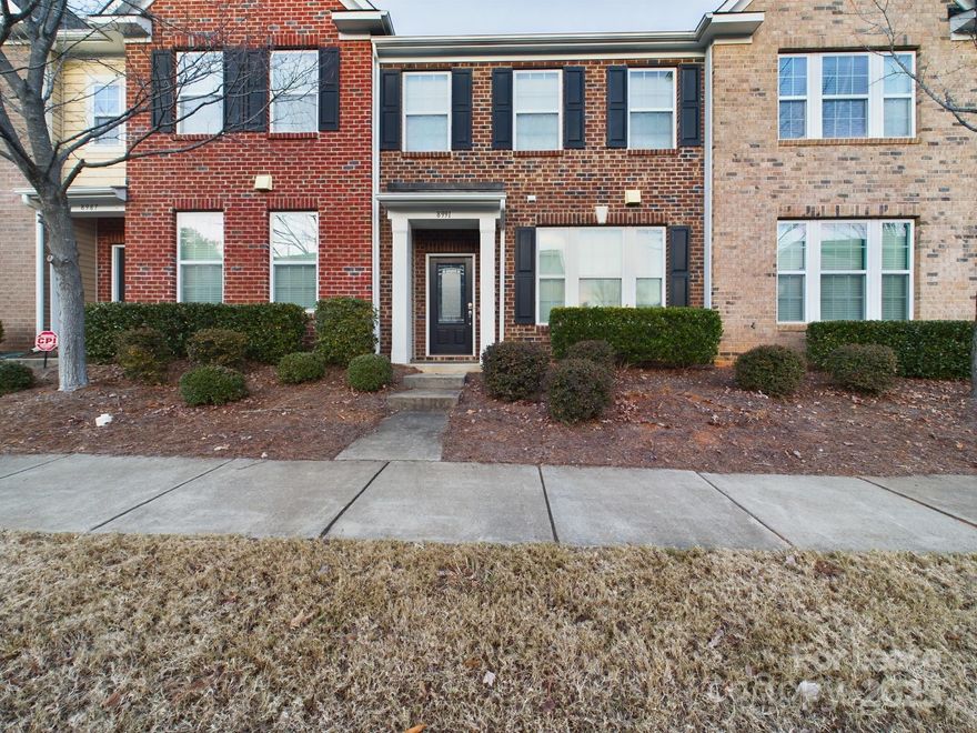 BEAUTIFUL 3bed, 2.5 bath Townhome is available for rent in Indian Land . Main floor features an open floor plan, kitchen has all Stainless Steel appliances, island, granite countertops, pantry, living and dining area. Upper floor features a primary bedroom and 2 other spacious bedrooms, 2 full baths, and laundry room with washer/dryer. Come and see today!!