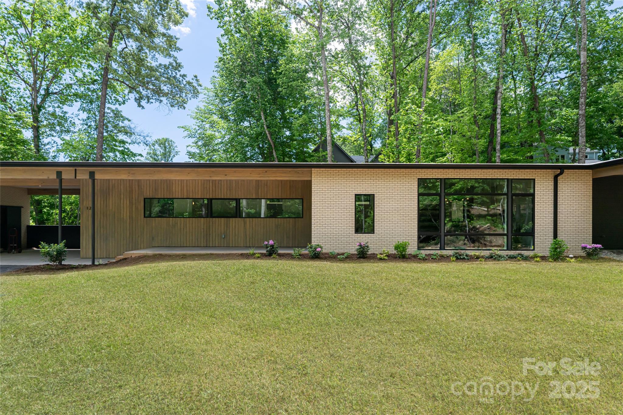 129 English Drive