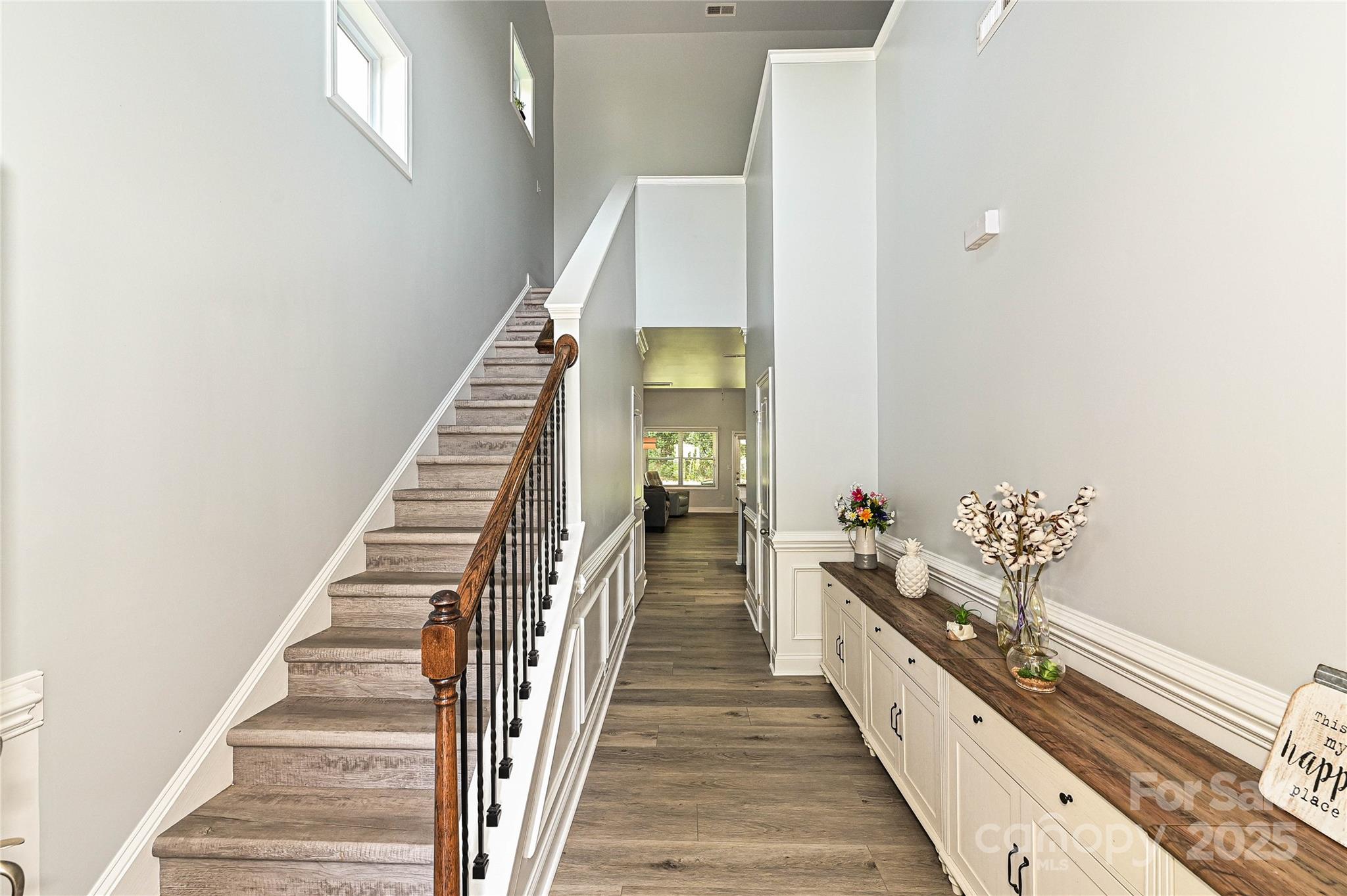 8524 Loxton Circle