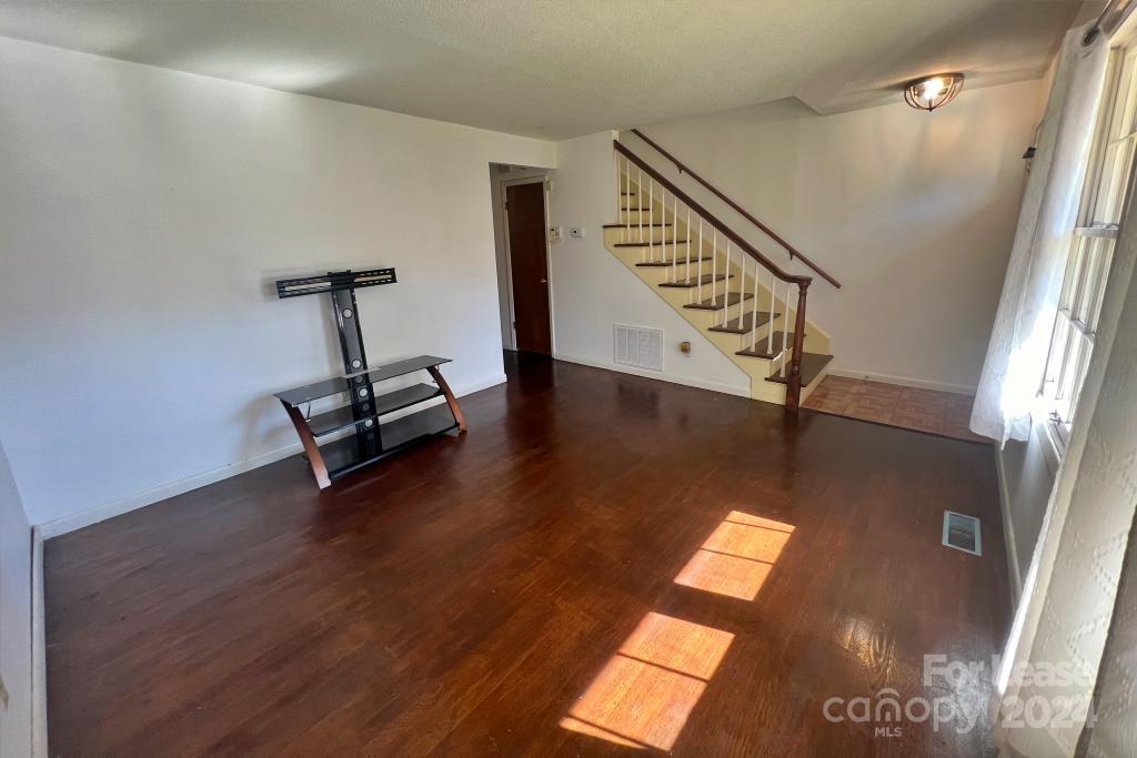 Georgetown Manor - Residential Lease