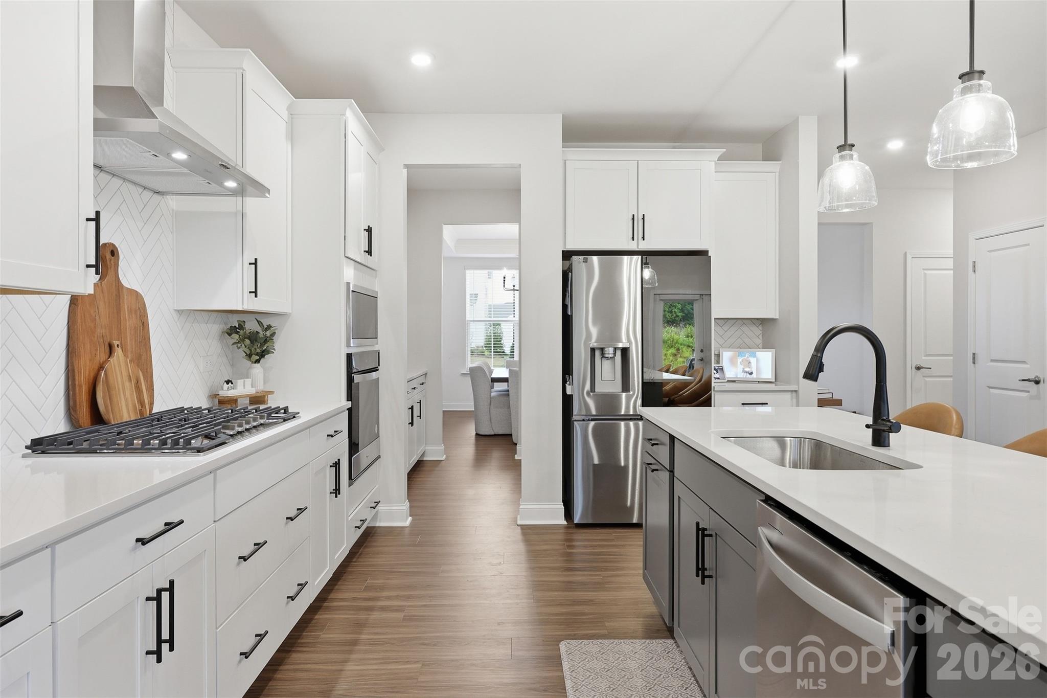 Lakeside Glen - Residential