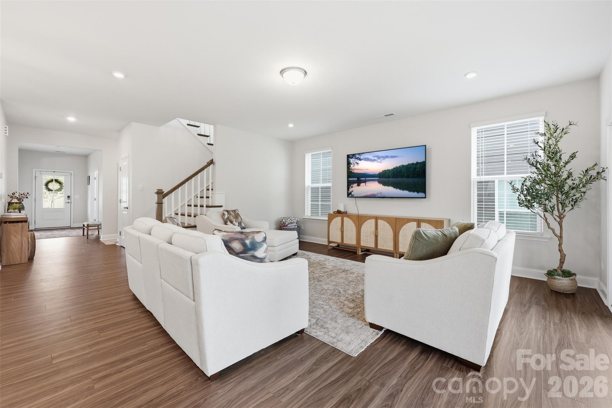 Lakeside Glen - Residential