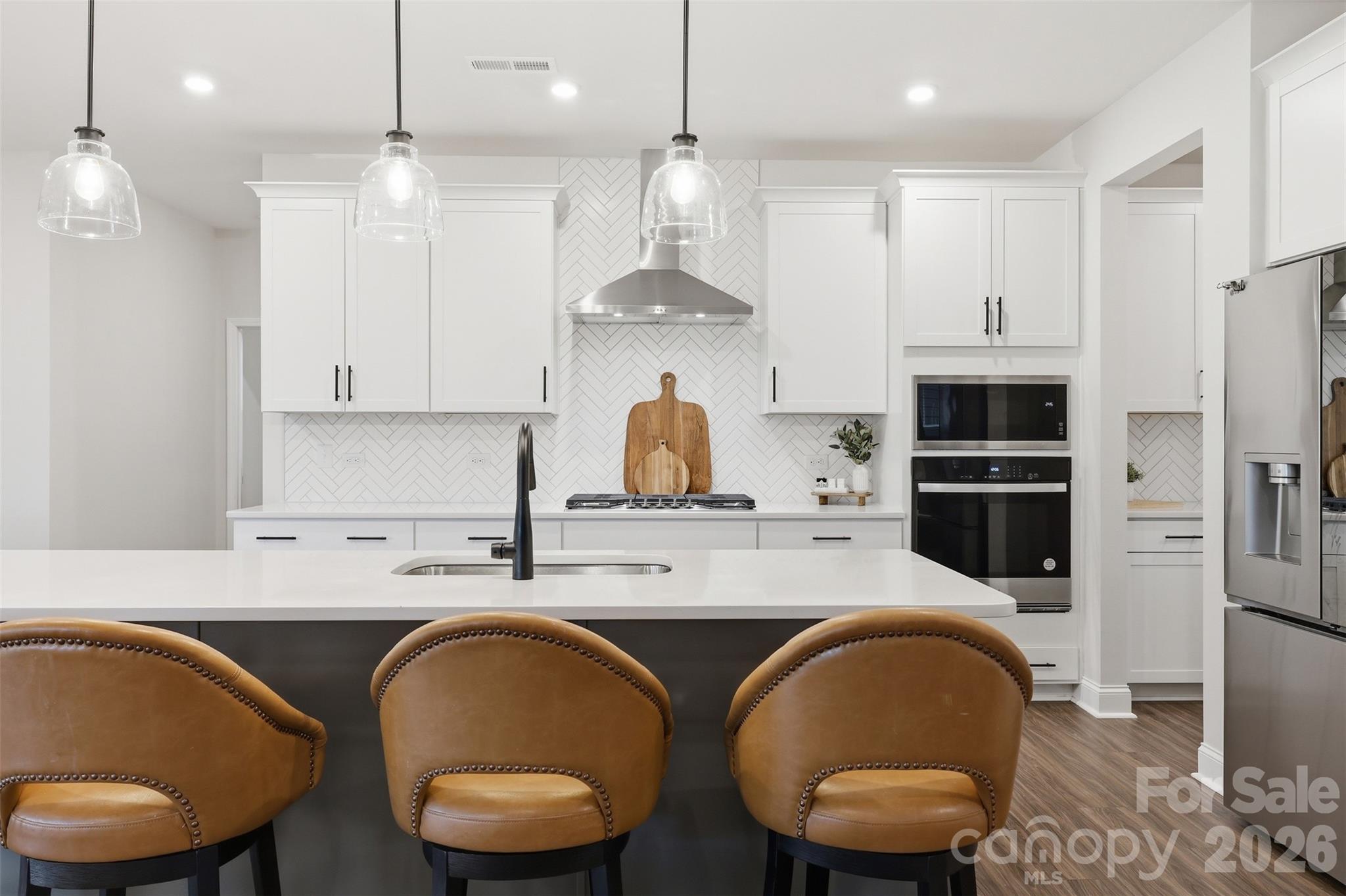 Lakeside Glen - Residential