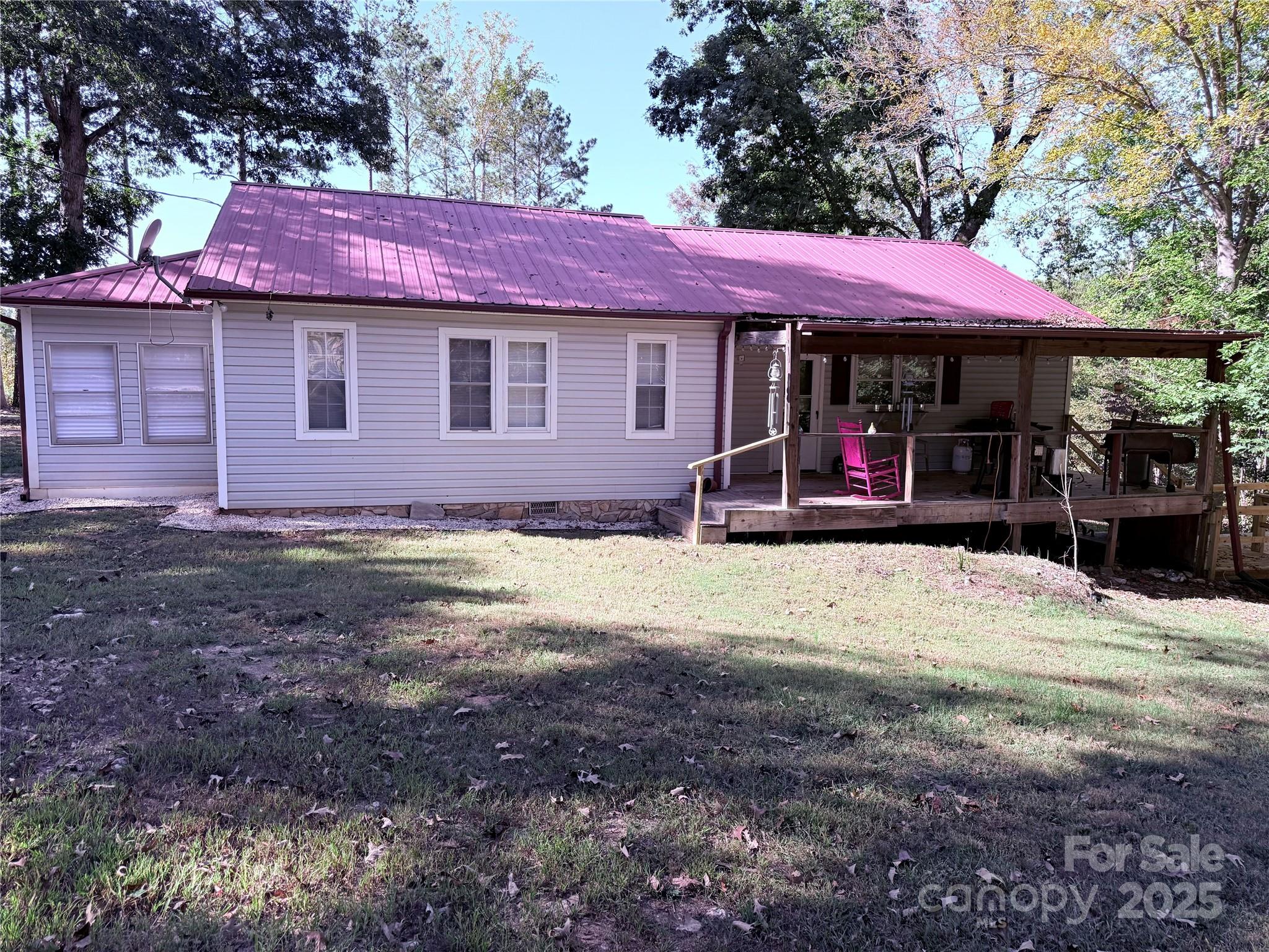 3808 Woodlawn Acres None