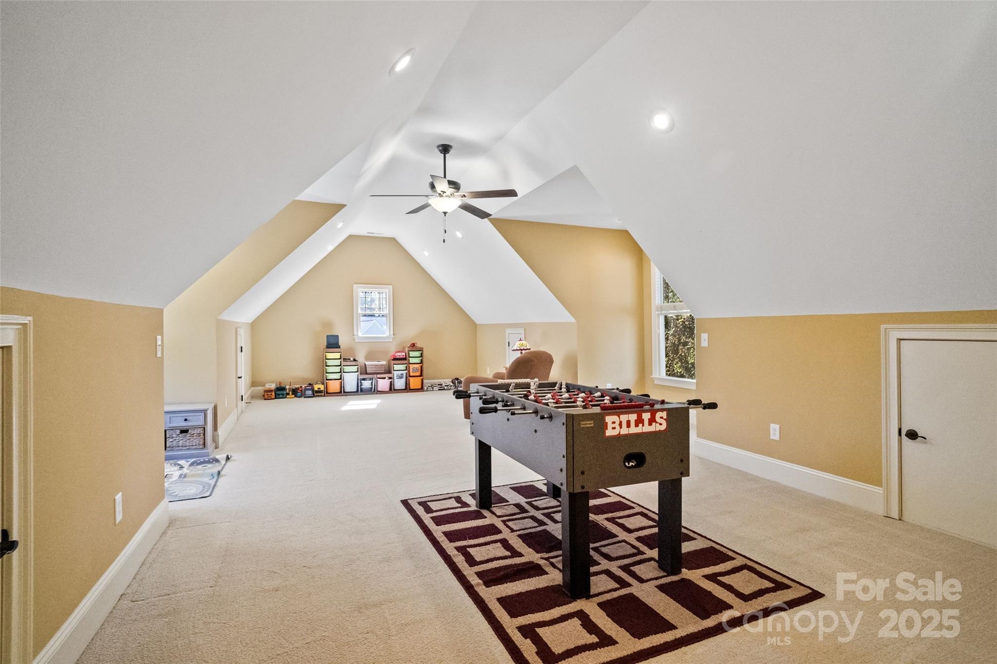 Falls Cove - Residential