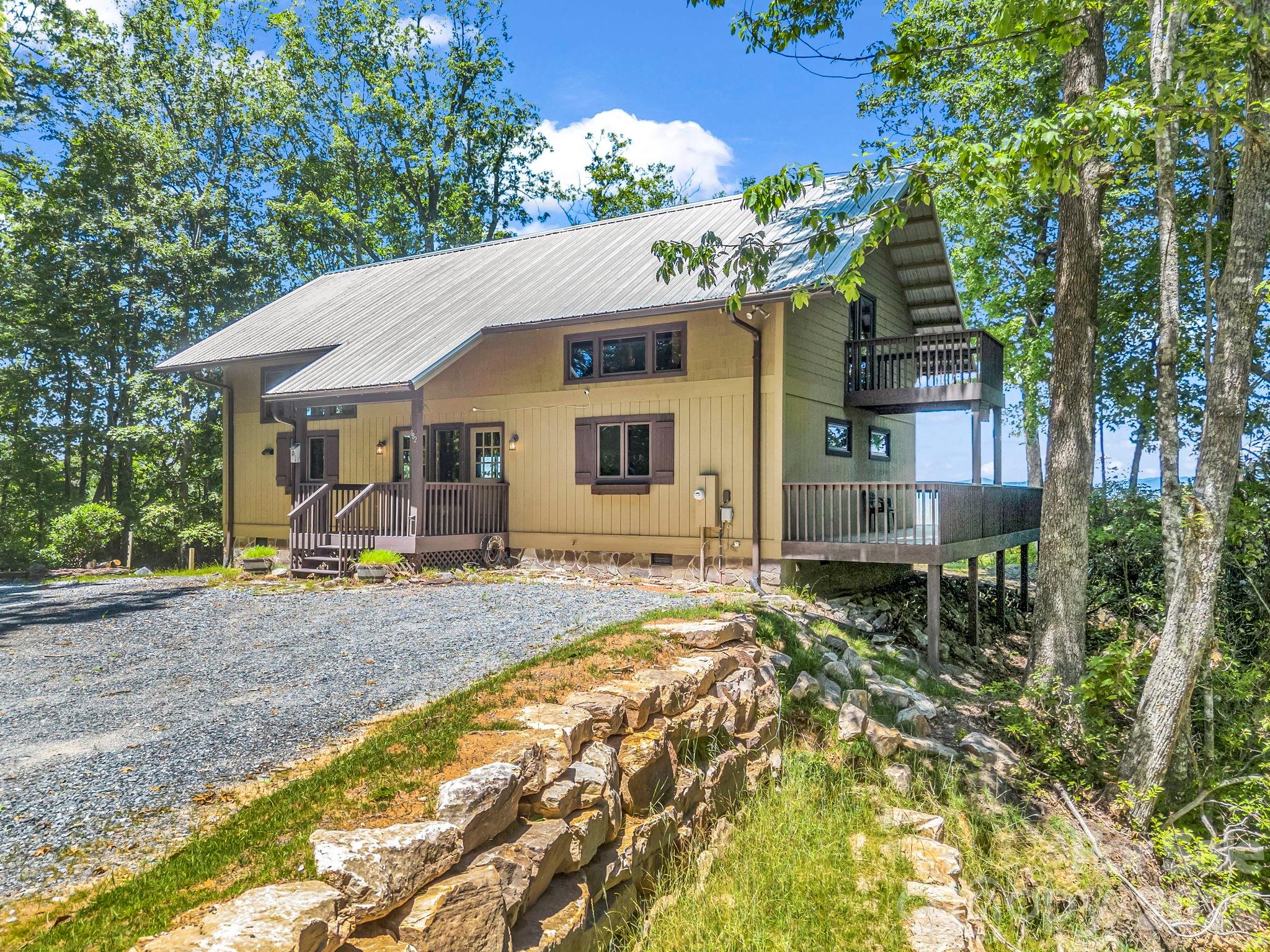 182 Antler Ridge