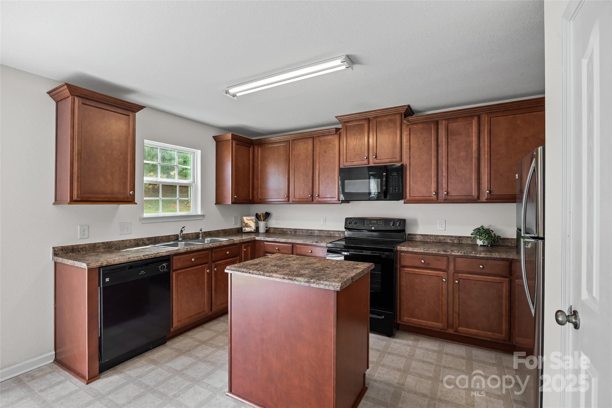 Reid Pointe - Residential