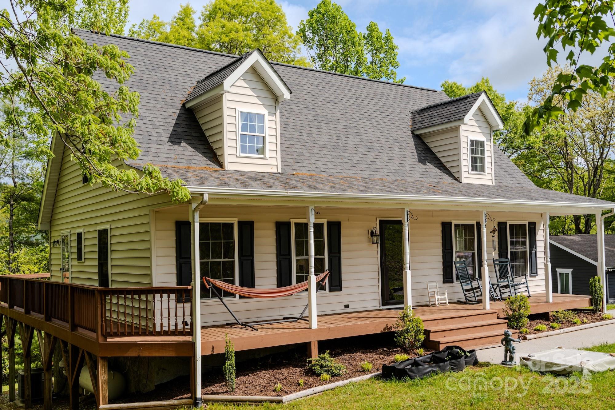 Spruce Pine Heights - Residential