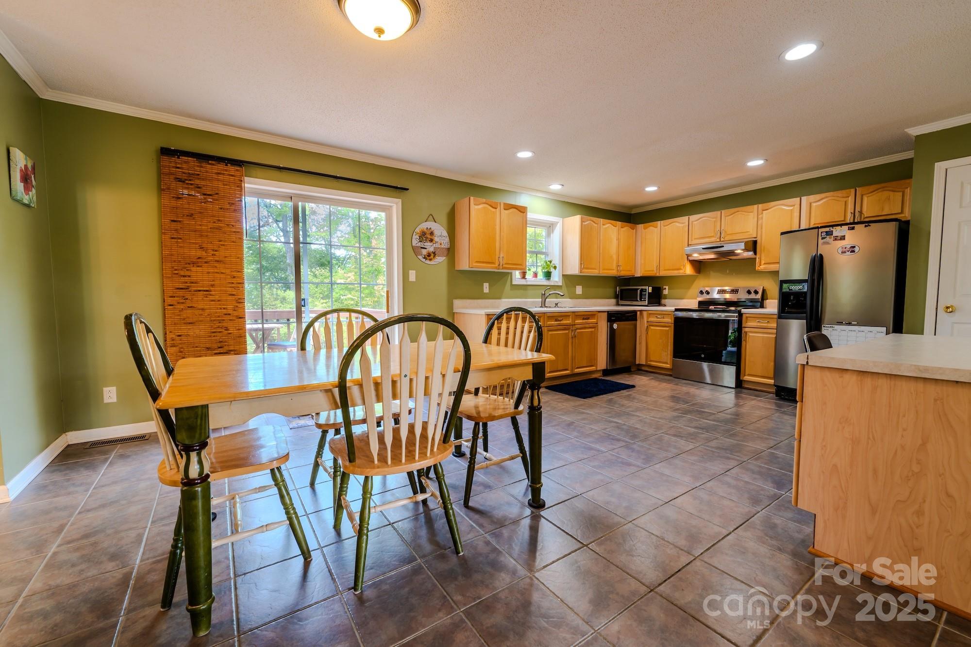 Spruce Pine Heights - Residential