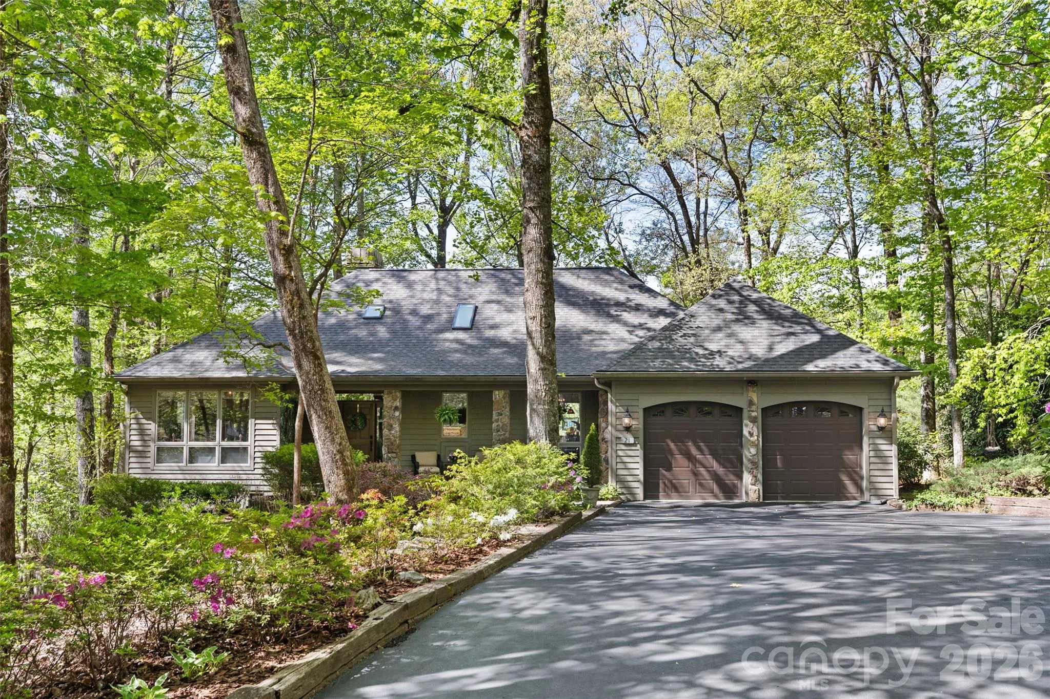 21 Laurel Wood Court, Sapphire, NC, 28774