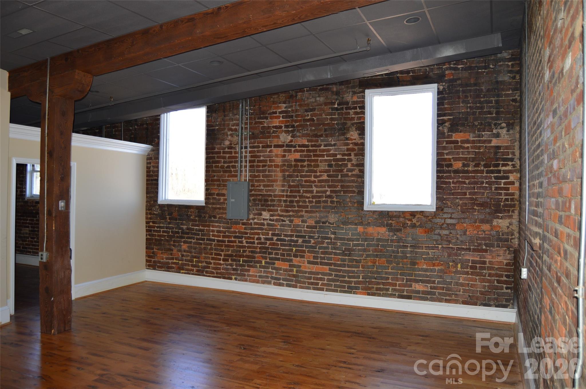 121 N Center Street 206