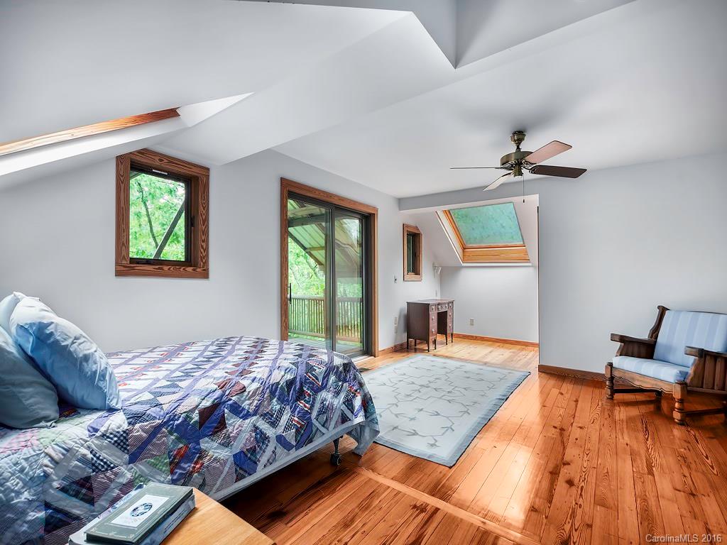 Laurel Mountain - Residential