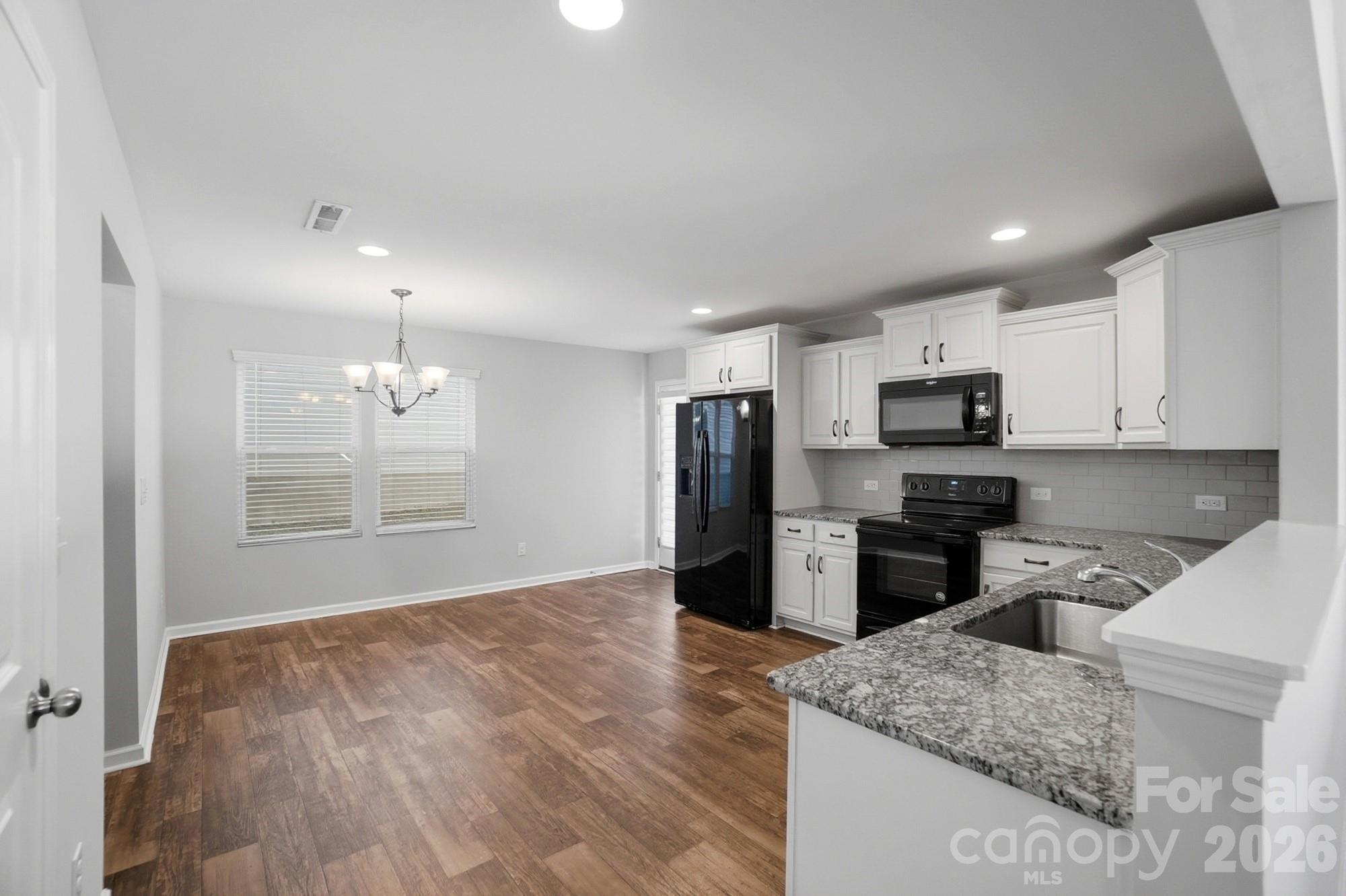 Lower Riverpointe - Residential