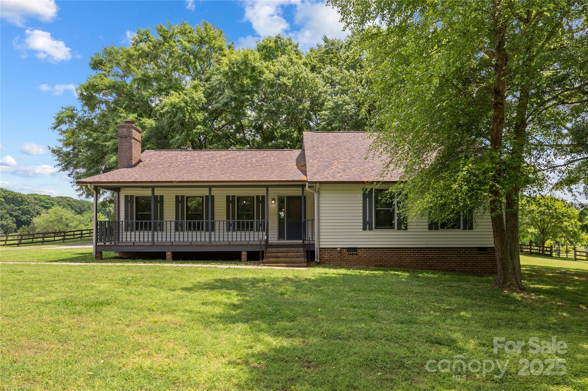 5200 Winding Lane