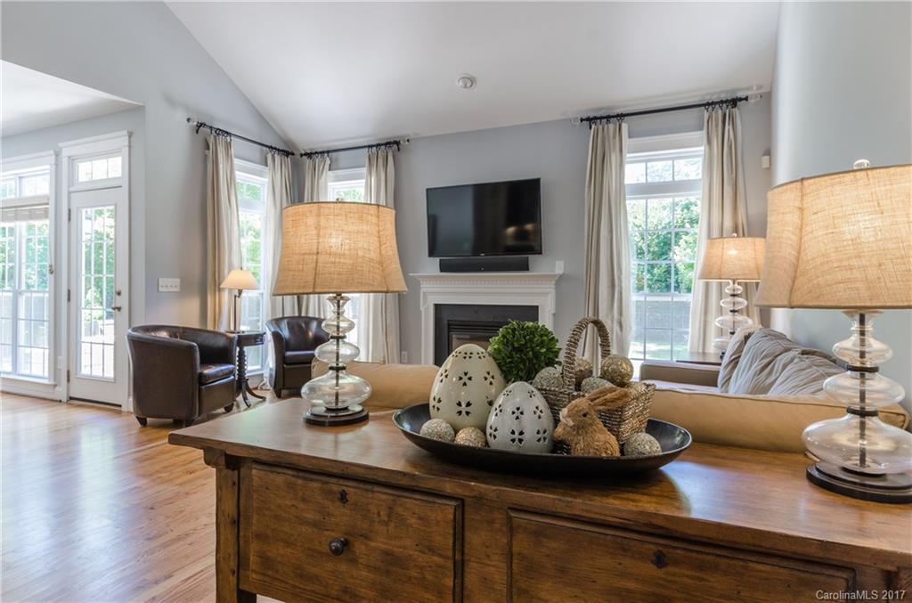 Lake Shore - Residential