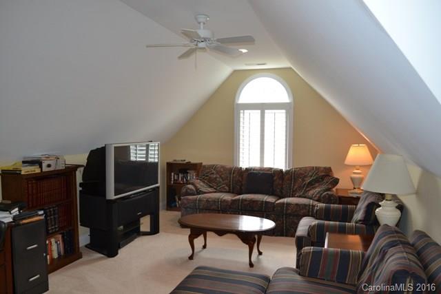 Water Edge - Residential