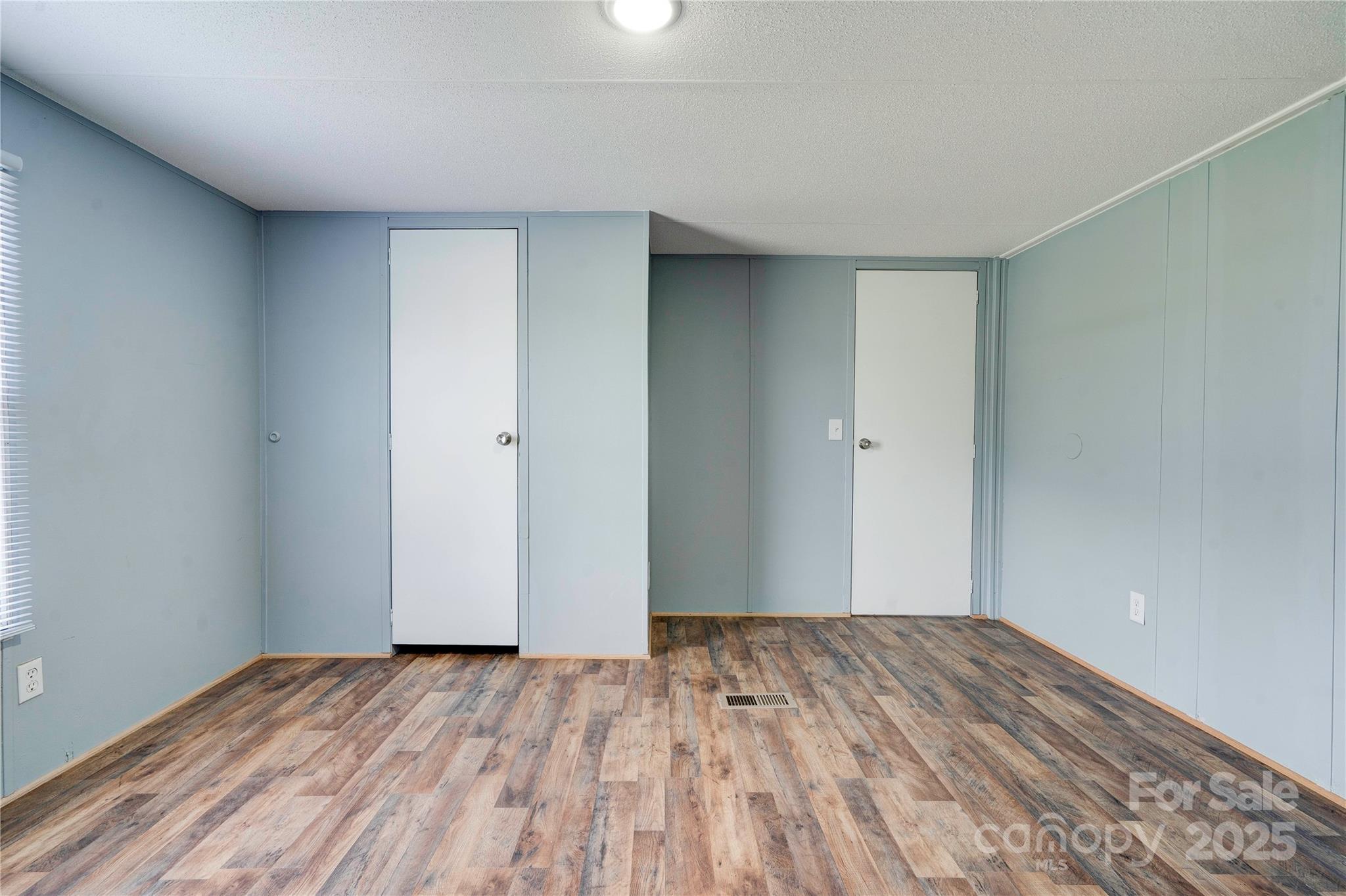 Deer Meadow - Residential