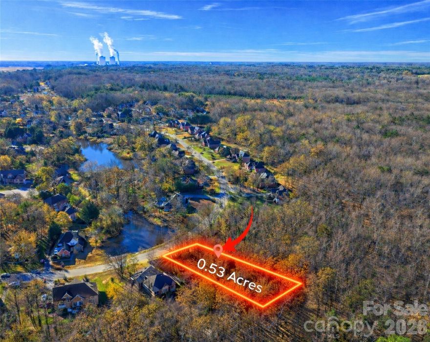 PRIME ROCK HILL SC LOT | CITY WATER & SEWER | 100+ FT FRONTAGE | LOW HOA

Build-ready 0.53-acre residential lot in Rock Hill, SC (York County) with 100+ feet of paved road frontage. City water and city sewer are available with low-impact tap and connection fees, offering a cost-efficient build opportunity. Zoned RDI and located outside the flood zone (0% floodplain). Efficient lot layout suitable for a custom home or long-term investment. HOA in place with low annual dues.

Convenient location near Fort Mill (~10 mi), Charlotte (~25 mi), and Gastonia (~27 mi), with easy access to shopping, employment, and commuter routes. Charlotte Douglas International Airport is approximately 25 miles away.

Builder-flexible community—buyers may select any licensed builder with standard ACC approval. Crawl-space construction required (no slab foundations); exterior must be 90%+ brick to maintain community aesthetics.
